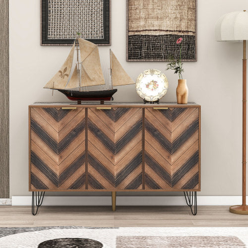 Einzigartiges dreitüriges Sideboard